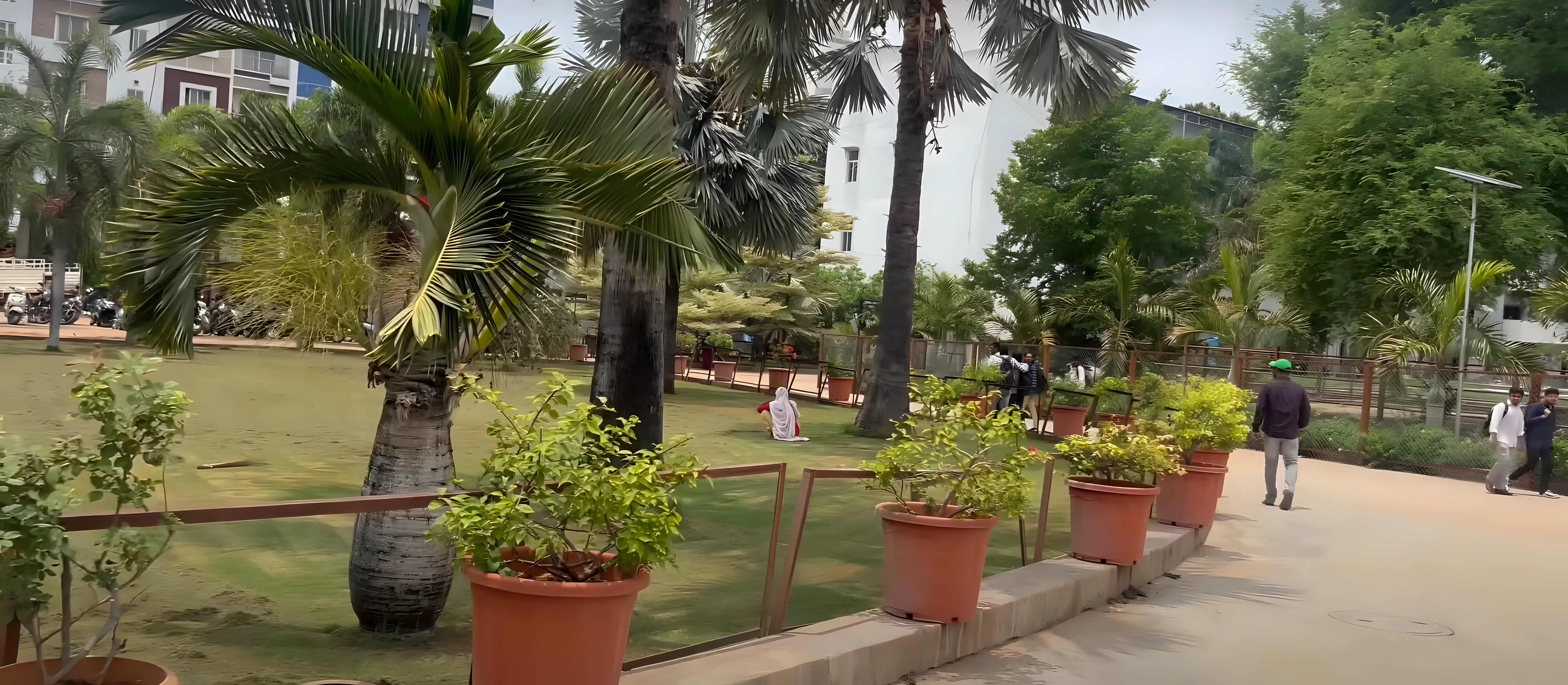 Nawab Shah Alam Khan College of Engineering & Technology Hyderabad campus photo 2